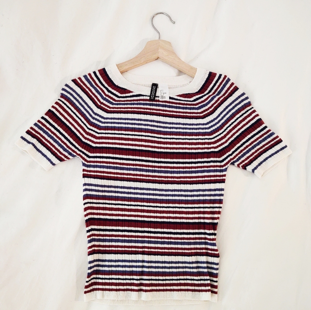 DIVIDED striped fitted top
